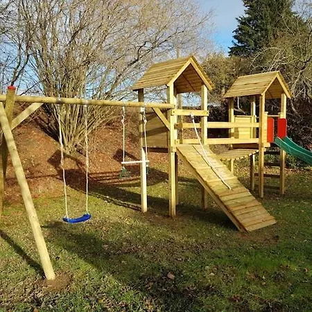 Mansion In Near And Nature Parc, Cleaning Included