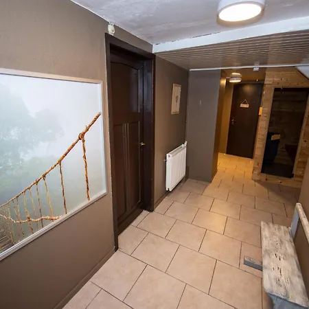Elegant Mansion Stay, Cleaning Included *